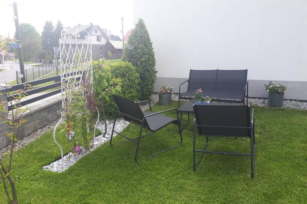 Jablonka  Przytulny Apartamentt מראה חיצוני תמונה