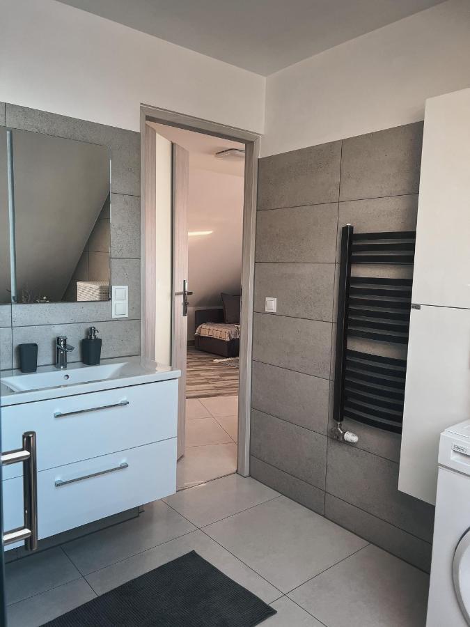Jablonka  Przytulny Apartamentt מראה חיצוני תמונה